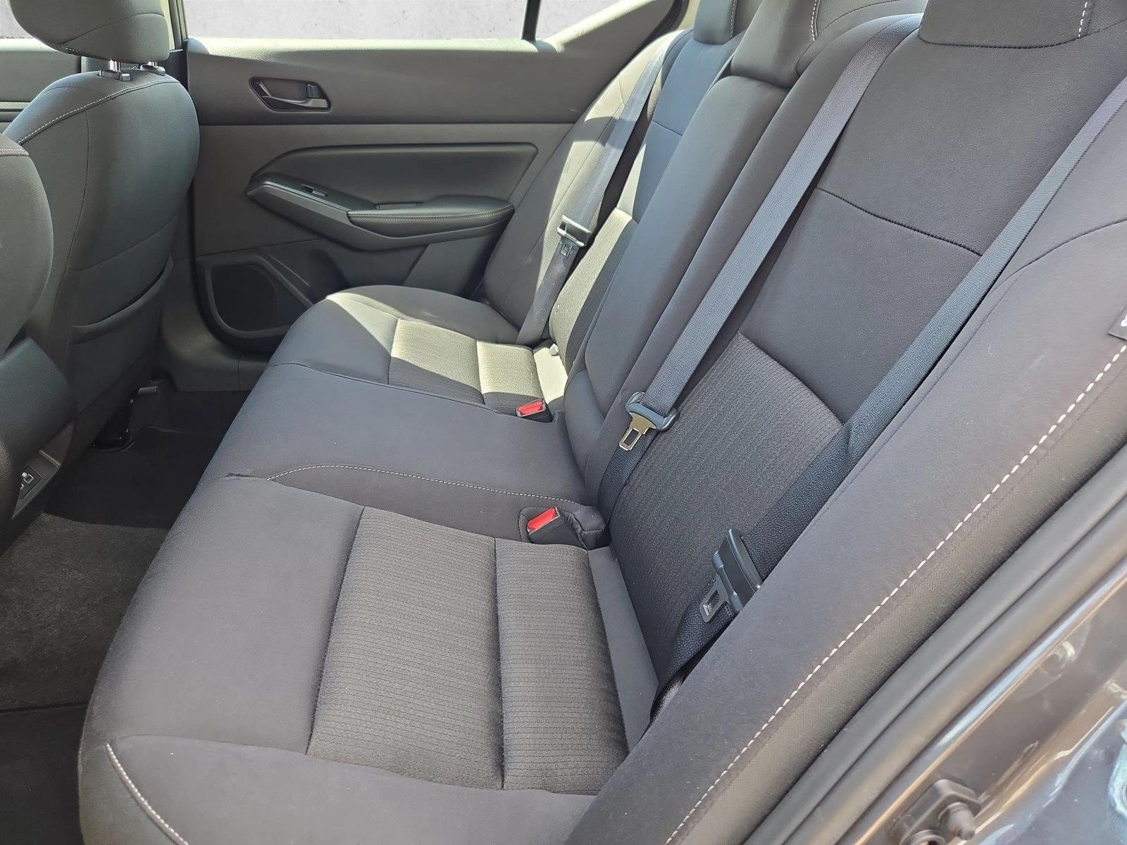 2025 Nissan Altima SV - Photo 16
