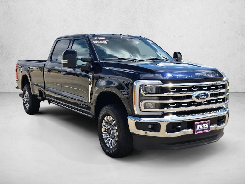 Used 2023 Ford F-350 LARIAT Truck Crew Cab