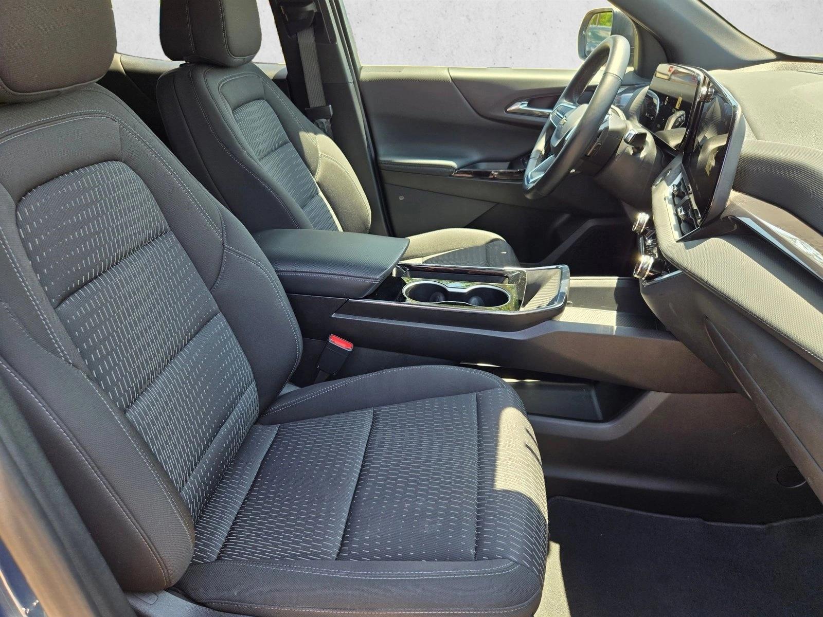 2025 Chevrolet Equinox LT - Photo 19