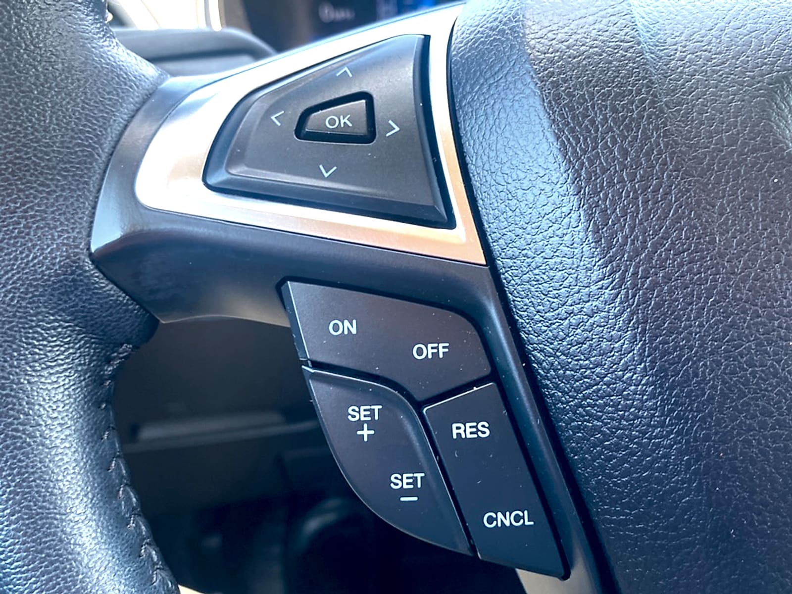 2023 Ford Edge SEL - Photo 26