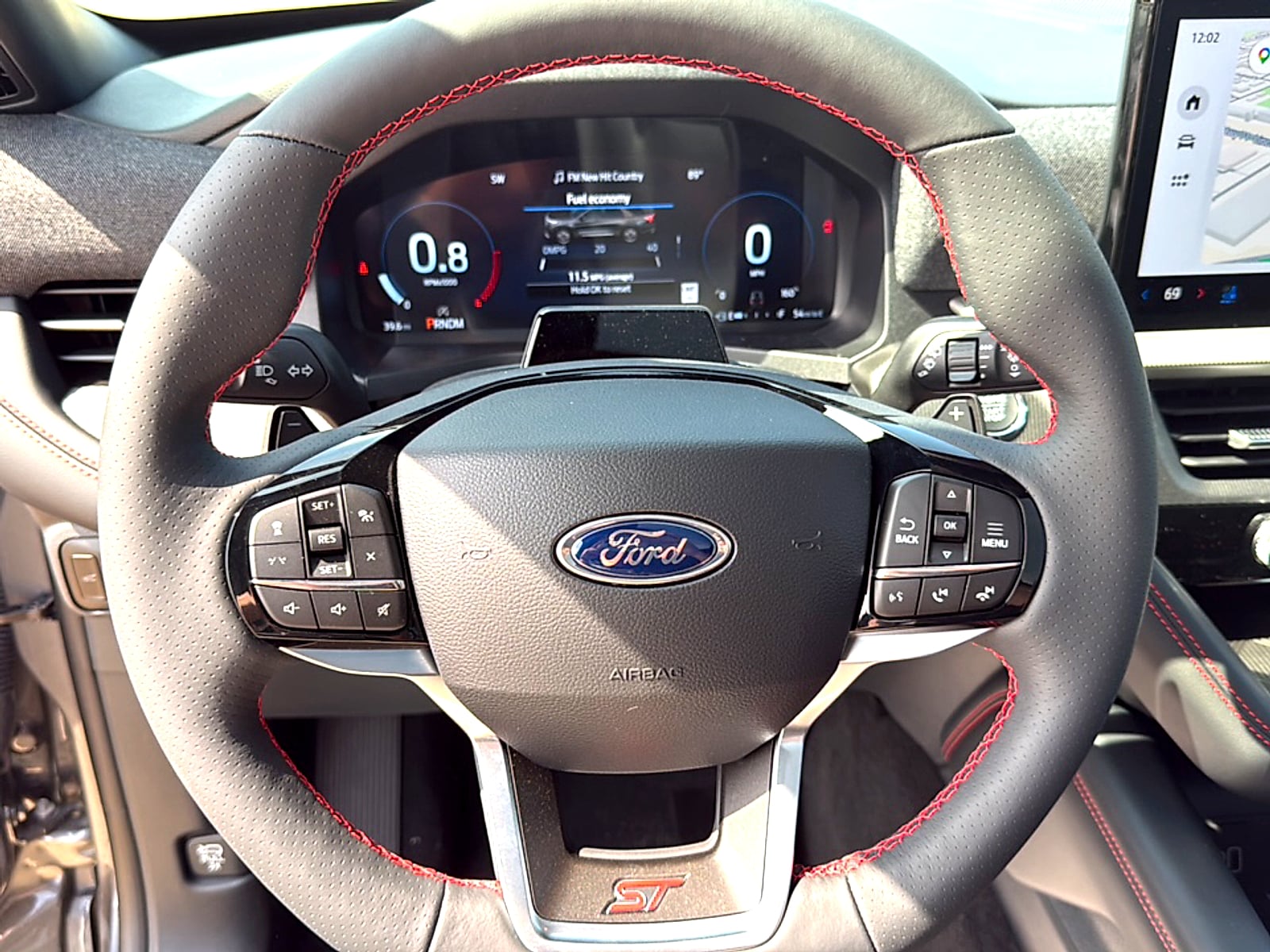 2026 Ford Explorer ST - Photo 22