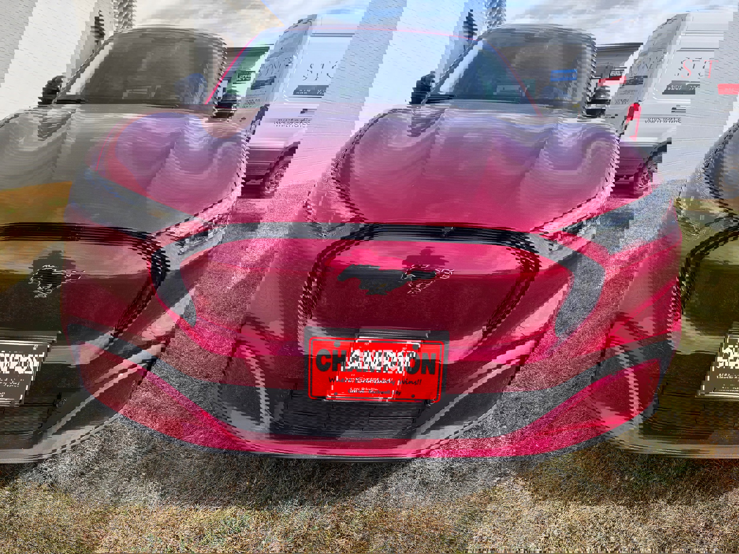 2025 Ford Mustang Mach-E Premium photo 3