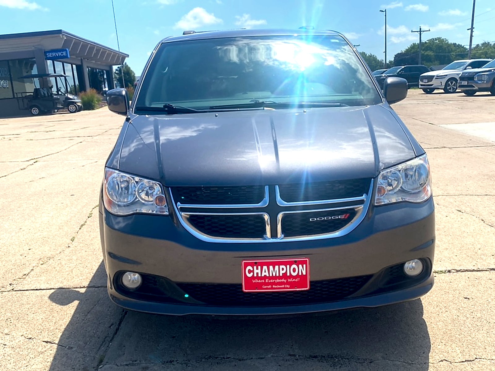 Used 2018 Dodge Grand Caravan SXT with VIN 2C4RDGCG7JR208932 for sale in Carroll, IA