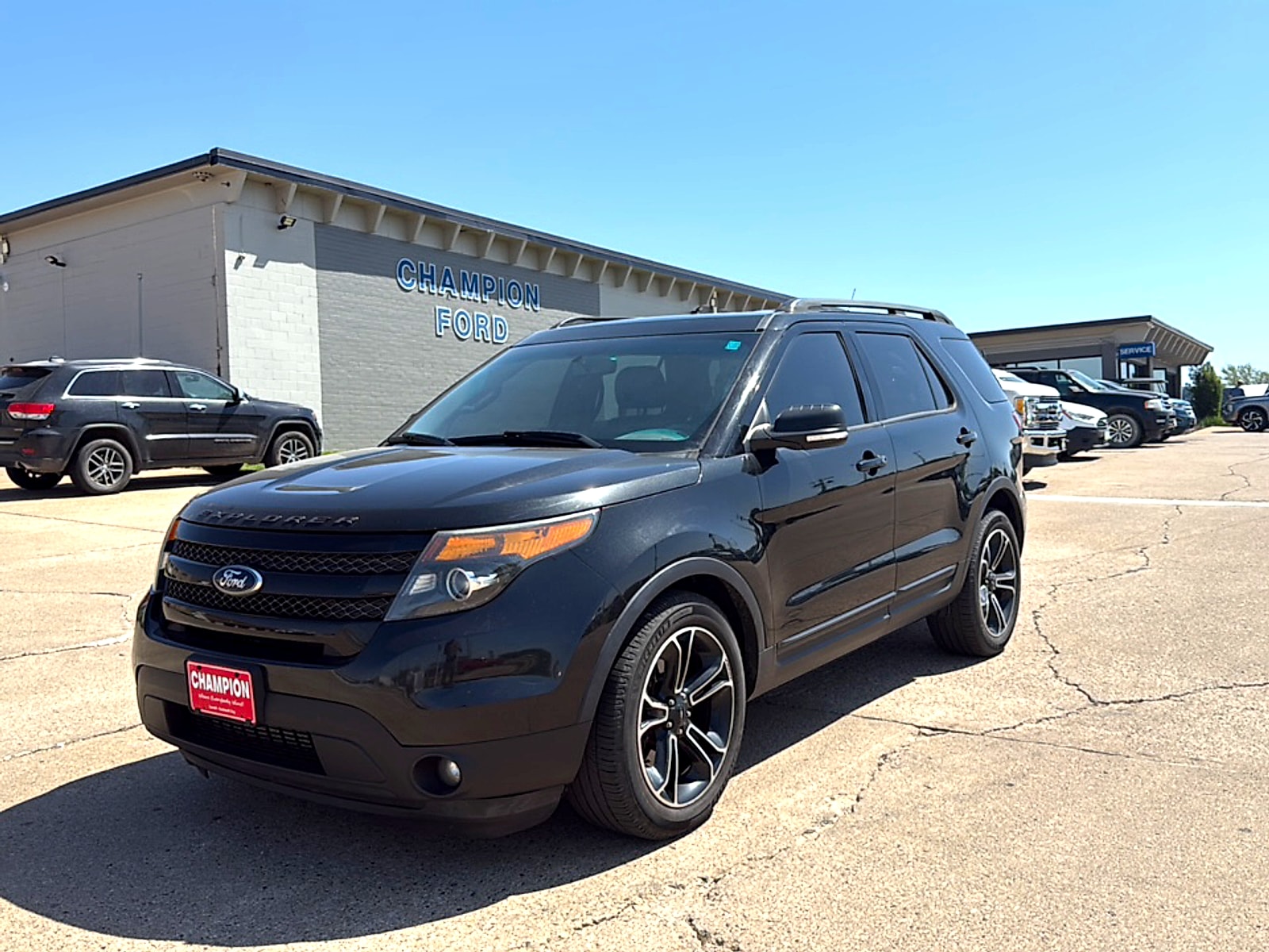 Vehicle Image 2