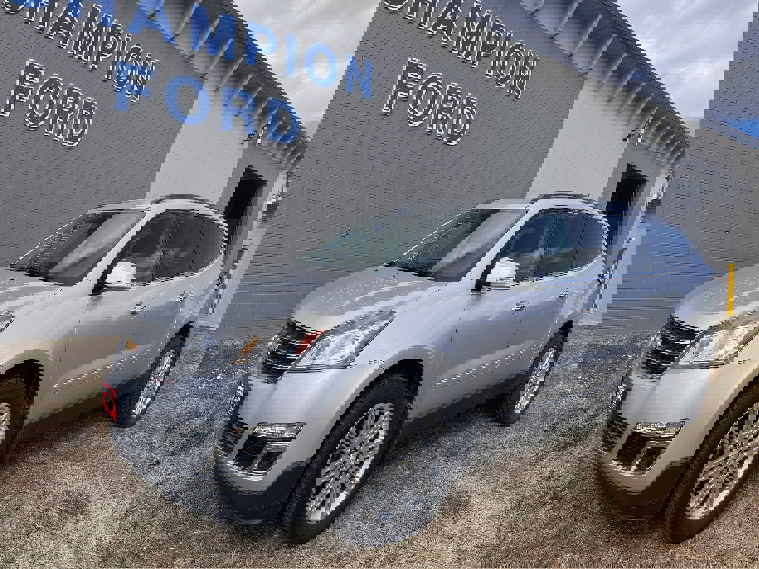 Used 2015 Chevrolet Traverse 1LT with VIN 1GNKVGKDXFJ345596 for sale in Carroll, IA