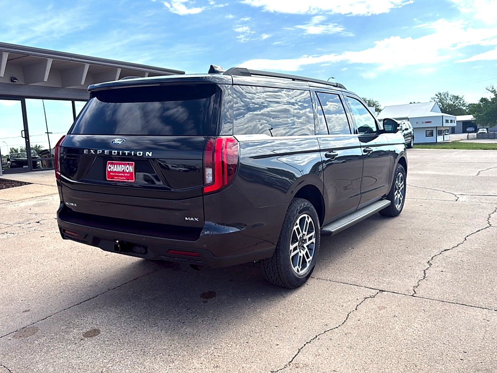 2025 Ford Expedition MAX Active - Photo 7