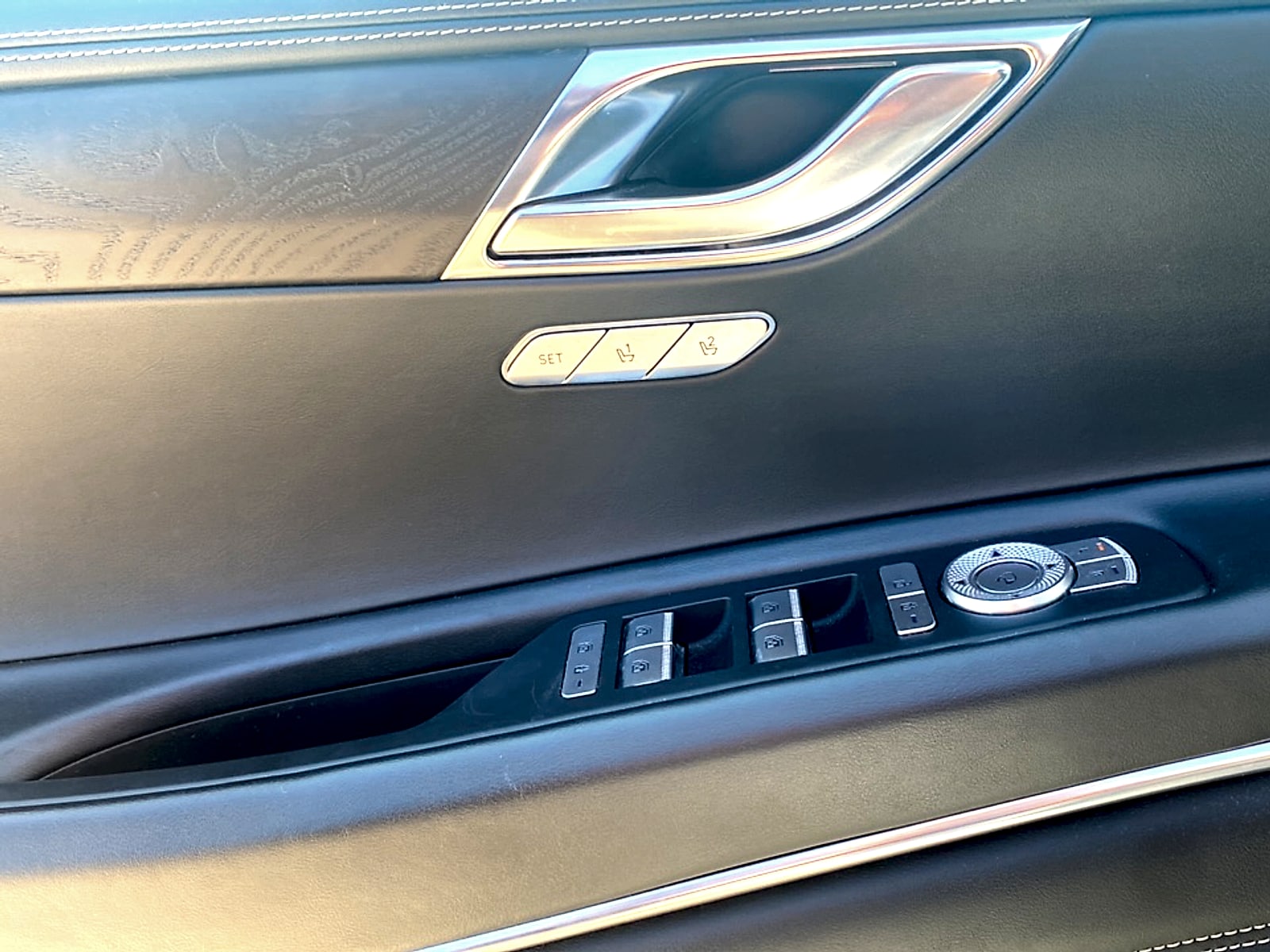 2021 GENESIS GV80 Standard - Photo 17