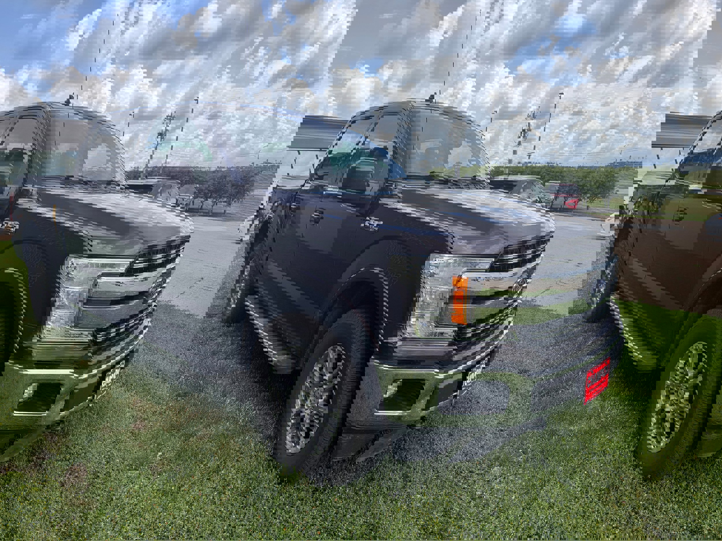 2019 Ford F-150 Lariat photo 4