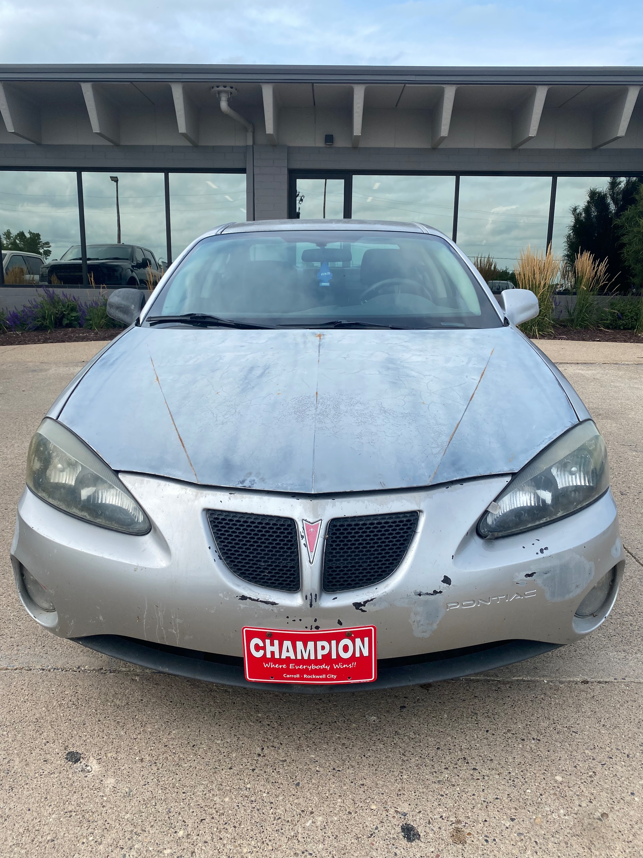 Used 2006 Pontiac Grand Prix GP with VIN 2G2WP552061241278 for sale in Carroll, IA