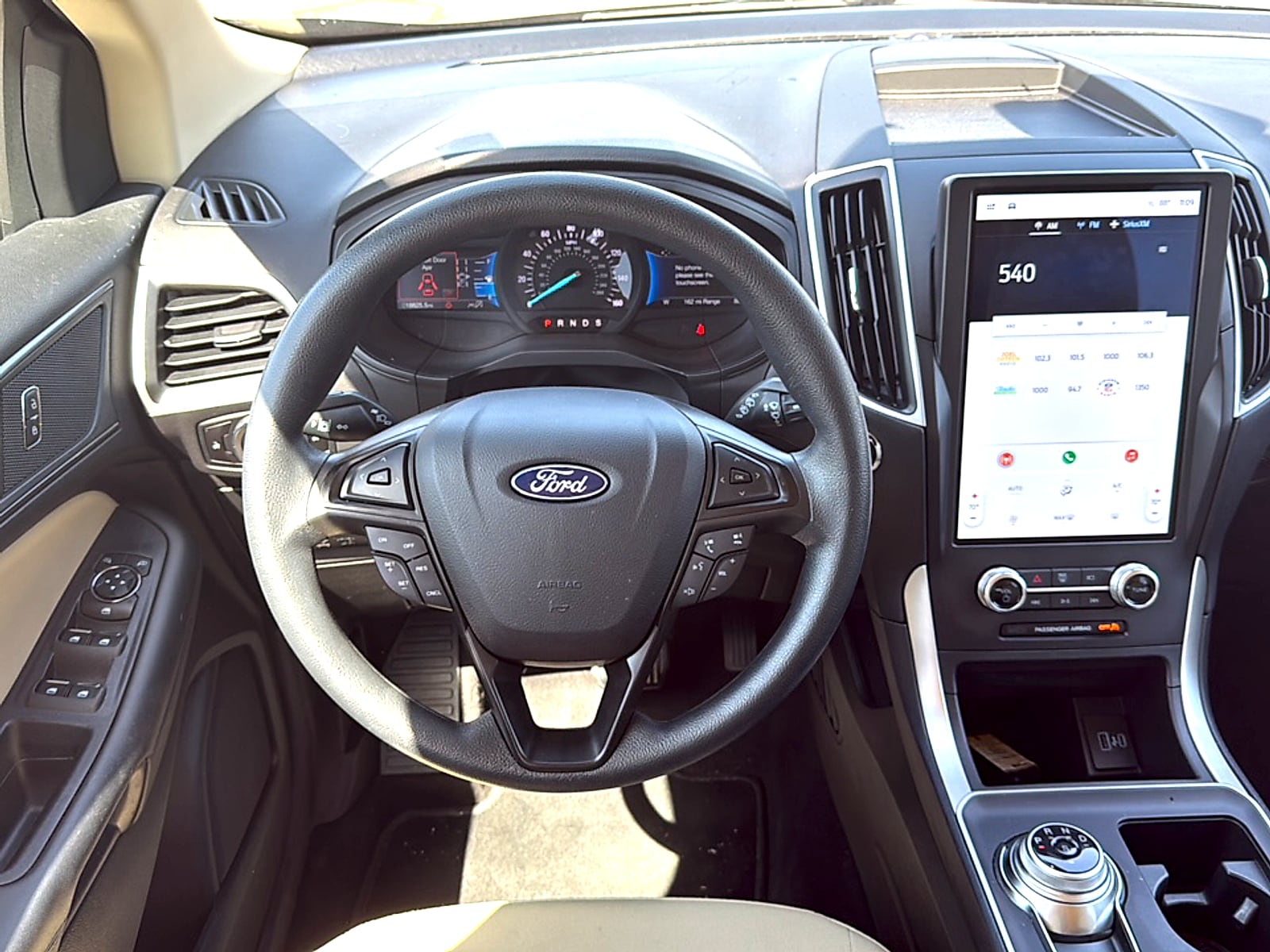 2024 Ford Edge SE - Photo 8