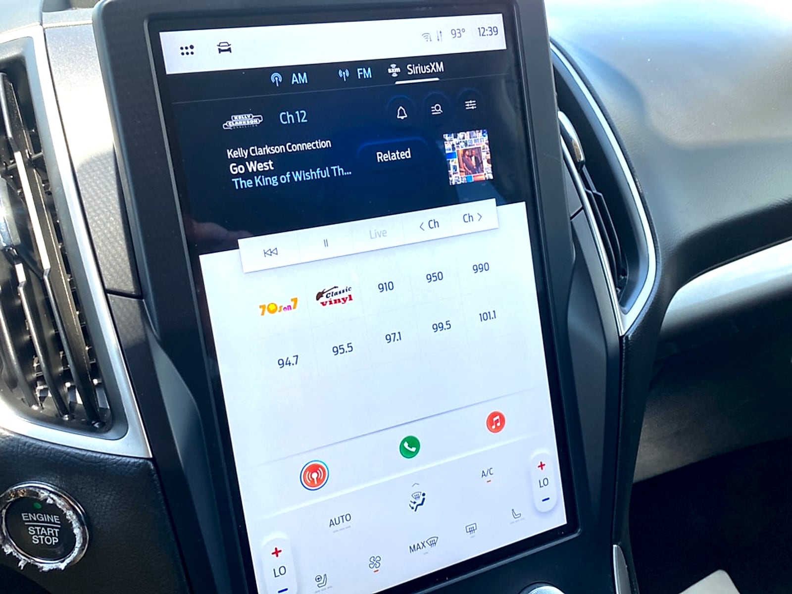 2023 Ford Edge SEL - Photo 18