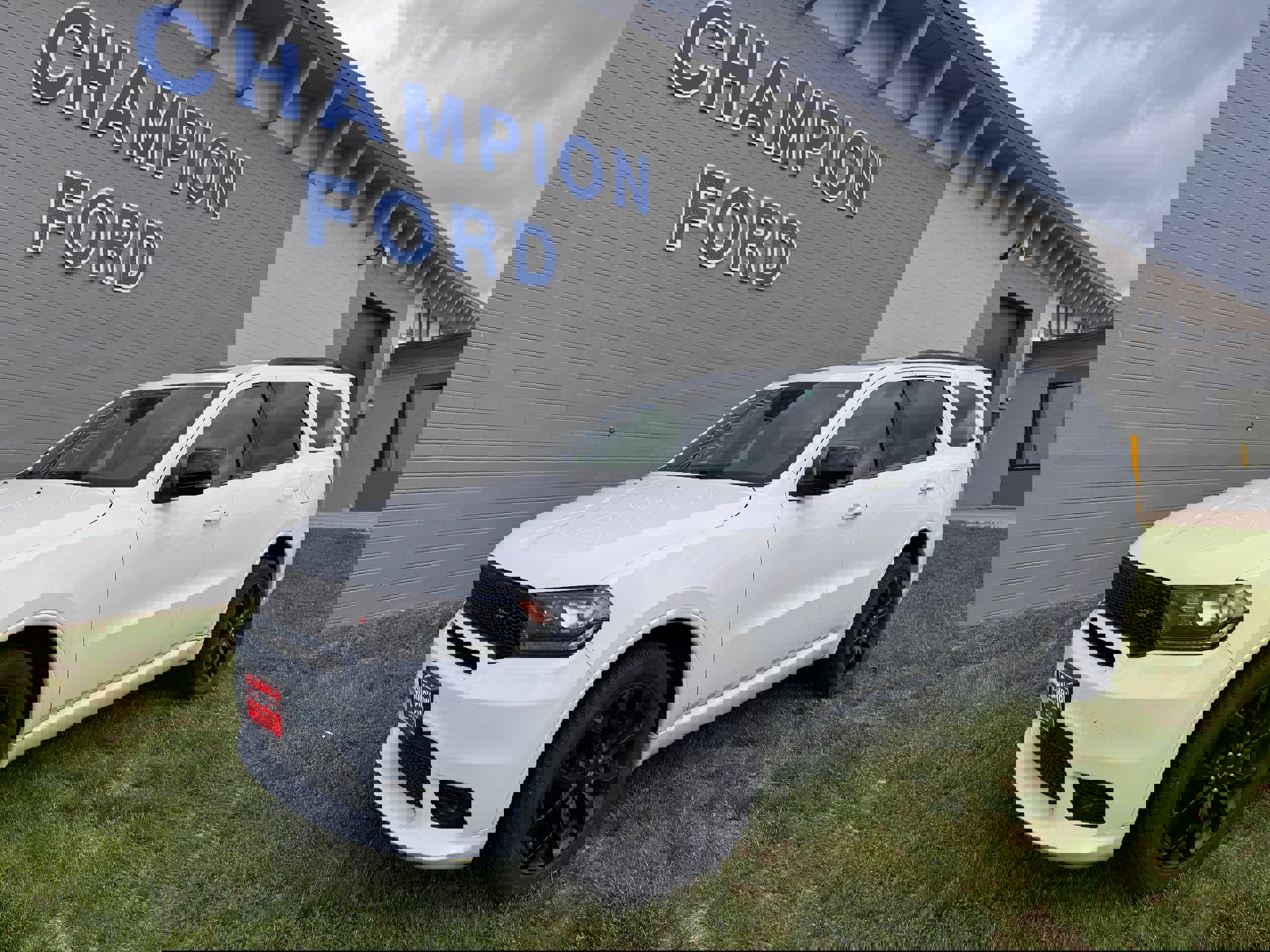 Used 2019 Dodge Durango GT Plus with VIN 1C4RDJDGXKC574843 for sale in Carroll, IA