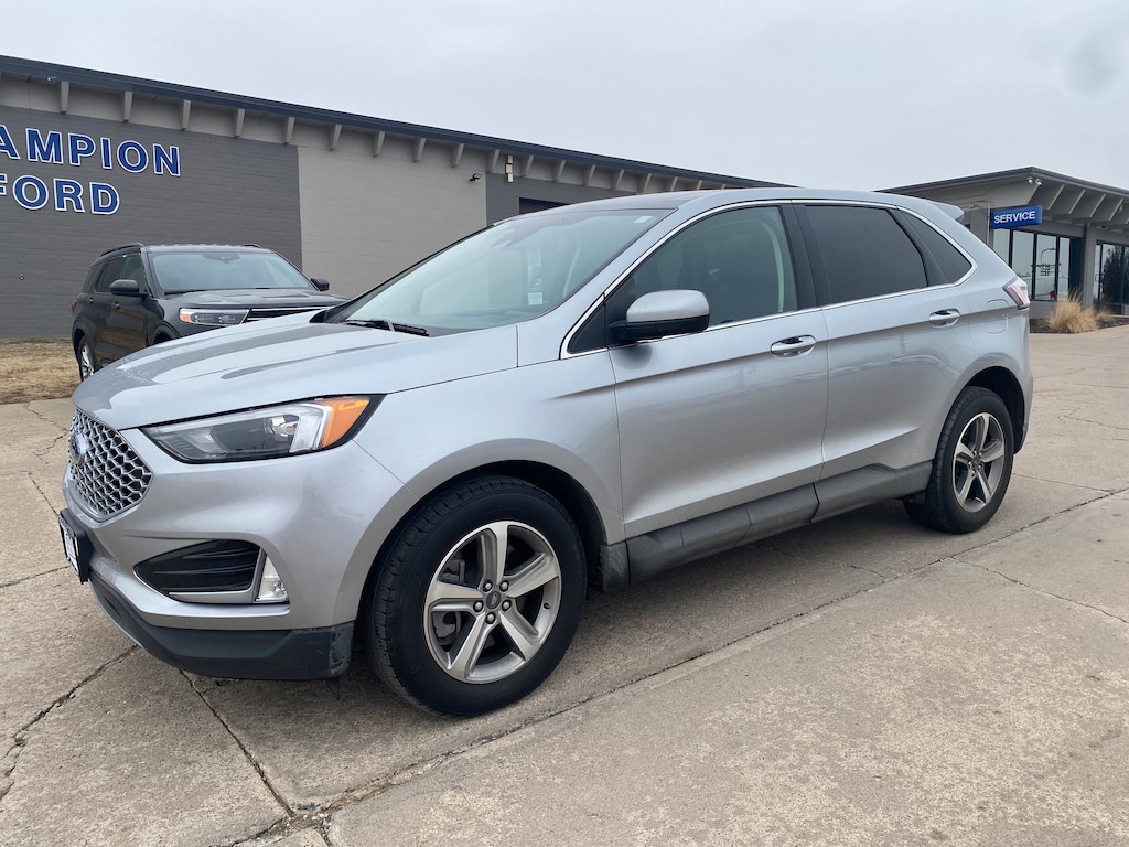 Certified 2023 Ford Edge