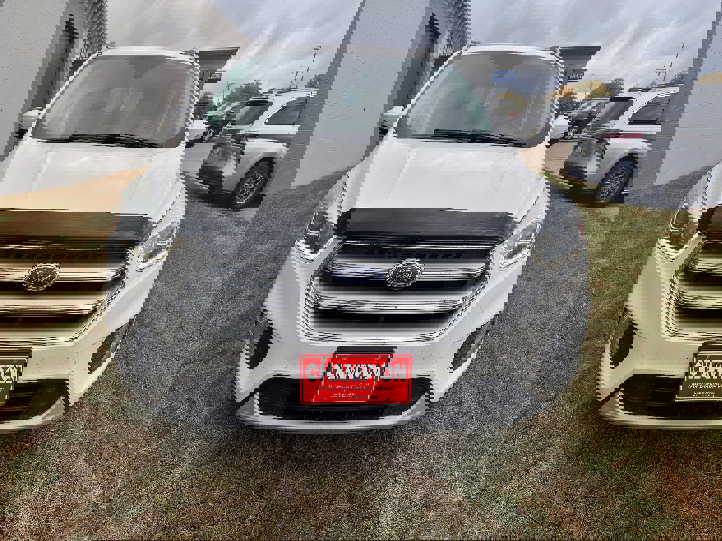 2017 Ford Escape Titanium photo 3