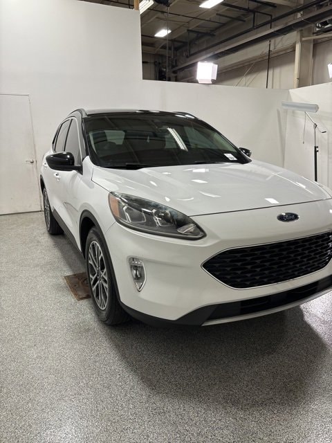 Used 2020 Ford Escape SEL with VIN 1FMCU0H64LUA28774 for sale in Avon, IN