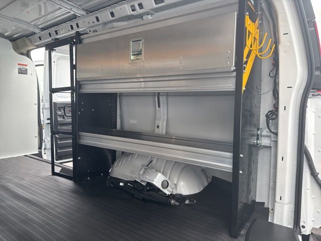 2025 Chevrolet Express Cargo Work Van - Photo 9
