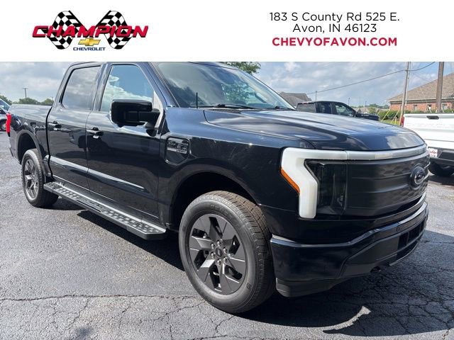 2022 Ford F-150 Lightning Lariat photo 3