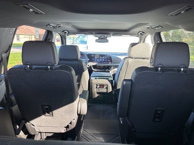 2026 Chevrolet Suburban Premier - Photo 22
