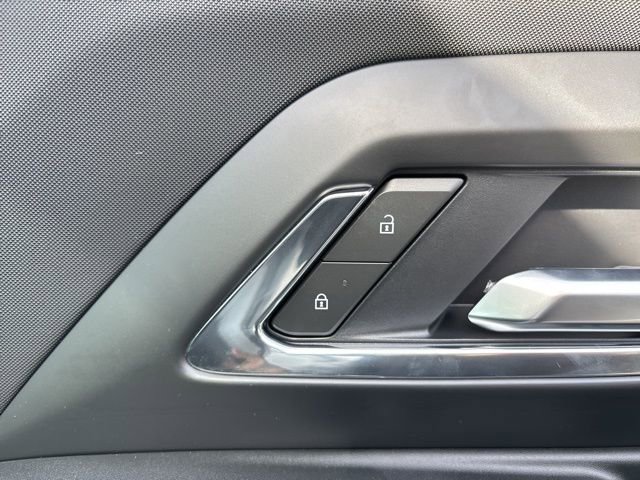 2025 Chevrolet Silverado EV RST - Photo 31