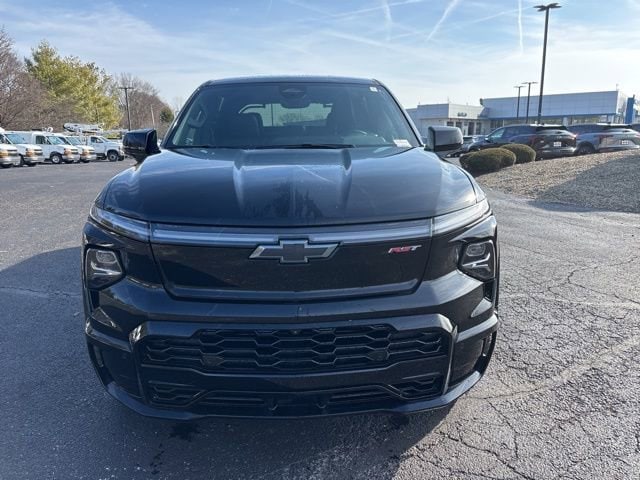 2025 Chevrolet Silverado EV RST - Photo 4