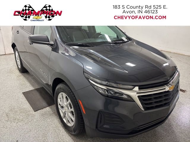 2022 Chevrolet Equinox LS photo 3