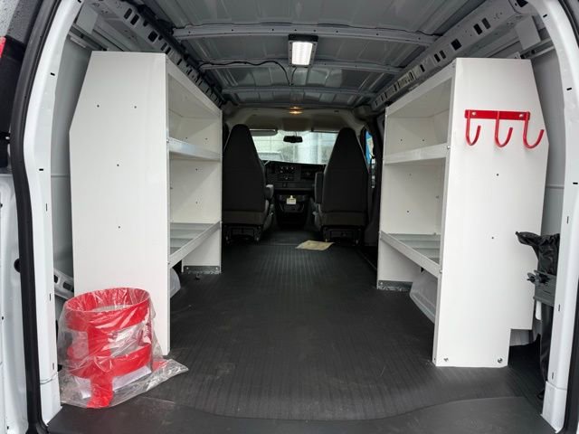 2025 Chevrolet Express Cargo 2500 photo 2