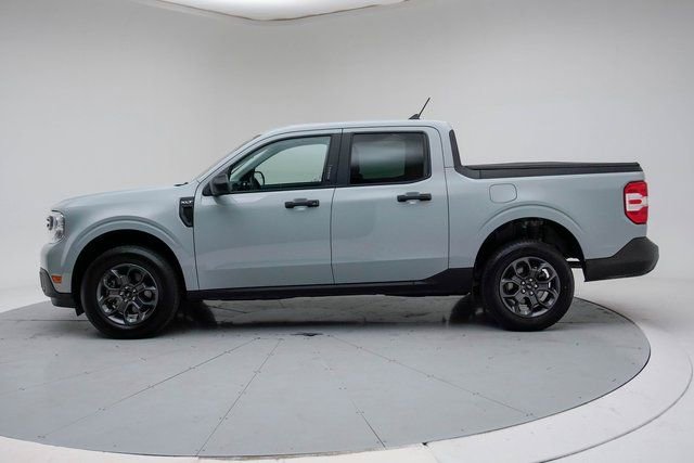 2023 Ford Maverick XLT photo 2