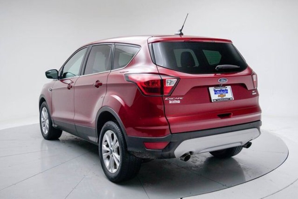 Used 2019 Ford Escape SE