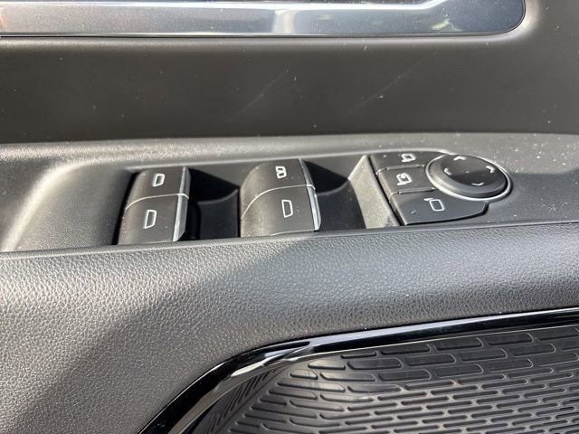 2025 Chevrolet Silverado EV RST - Photo 38