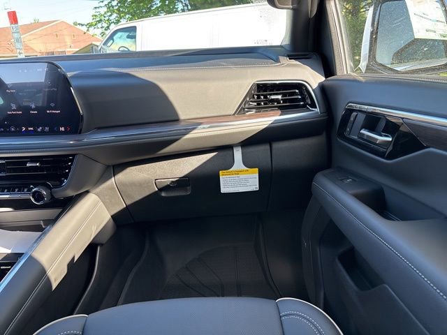 2026 Chevrolet Suburban Premier - Photo 33