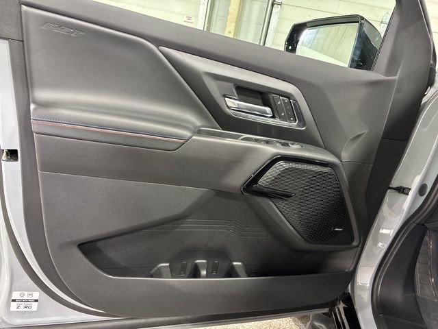 2025 Chevrolet Silverado EV RST - Photo 44
