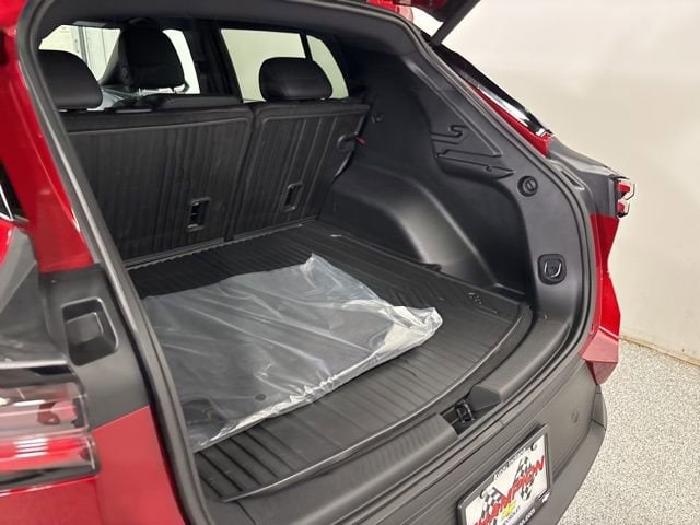 2026 Chevrolet Equinox EV 2LT - Photo 17