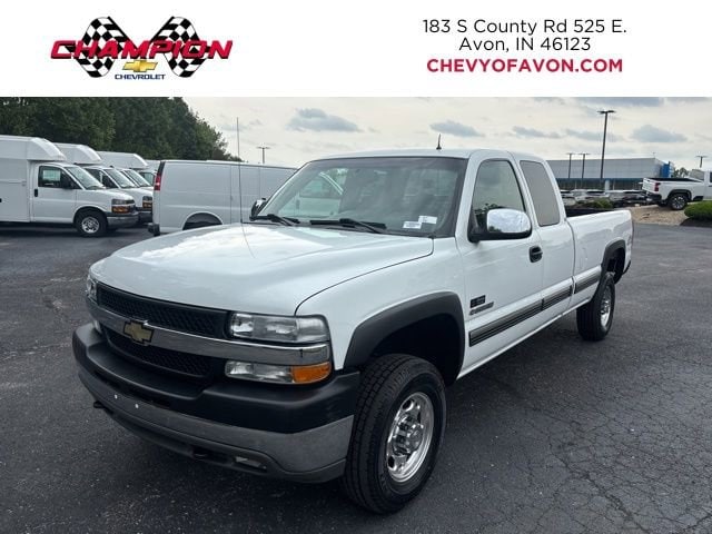 2002 Chevrolet Silverado HD 4WD Extended Cab SWB LT's photo