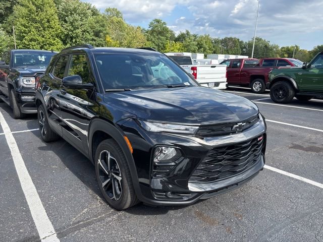 2023 Chevrolet Trailblazer RS photo 2