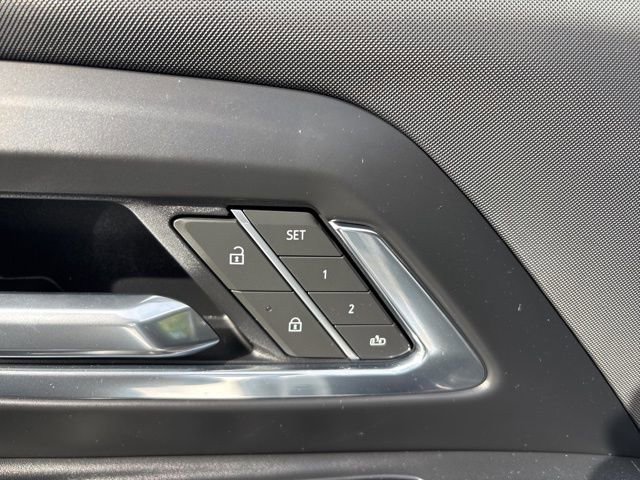 2025 Chevrolet Silverado EV RST - Photo 39