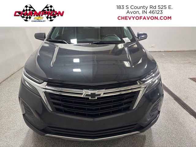 2022 Chevrolet Equinox LT photo 2