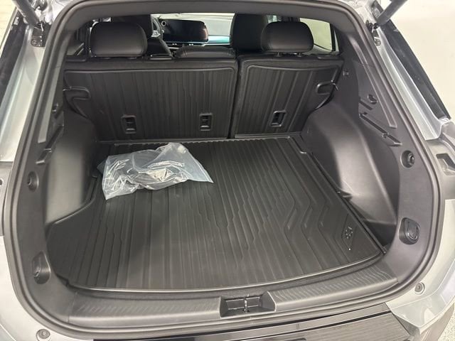 2025 Chevrolet Equinox EV LT - Photo 18