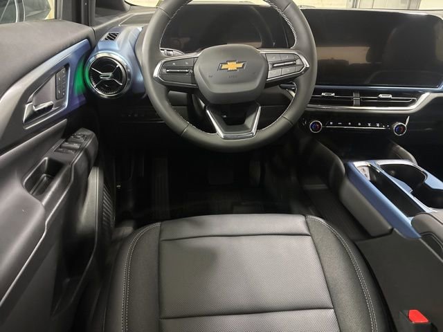 2025 Chevrolet Equinox EV LT - Photo 39