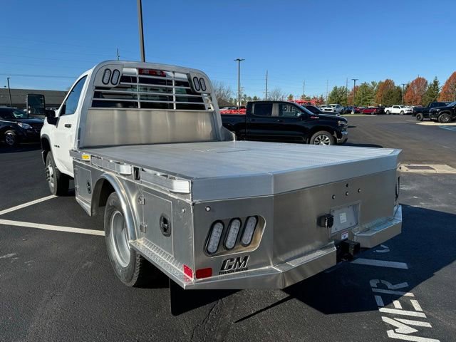 2025 Chevrolet Silverado 3500HD Work Truck photo 2