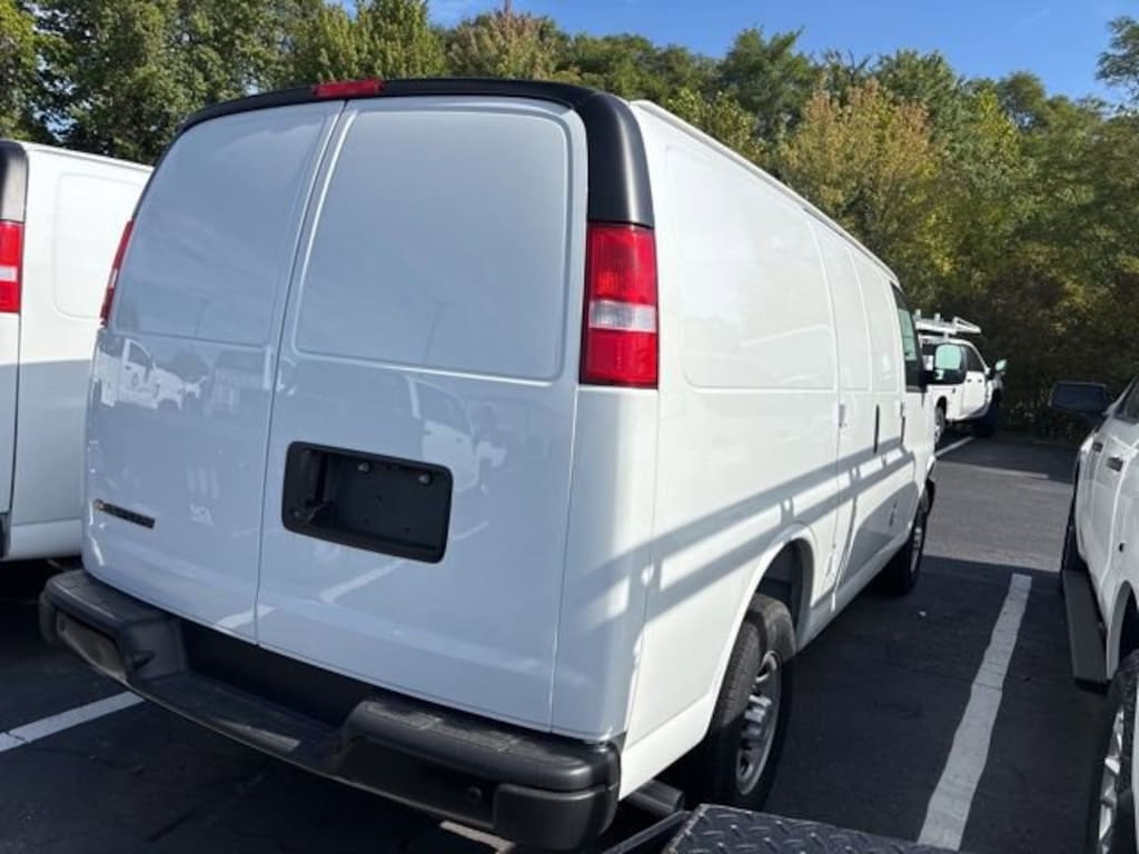 New 2025 Chevrolet Express Cargo 2500 WT Van