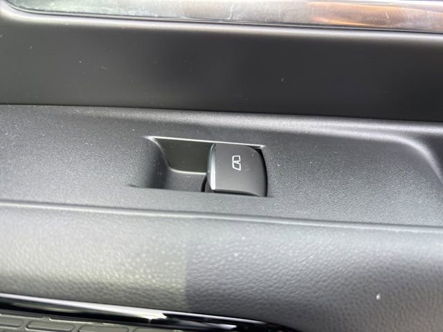 2025 Chevrolet Silverado EV RST - Photo 30