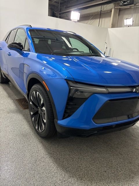 2025 Chevrolet Blazer EV RS photo 2