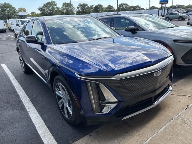 2024 Cadillac Lyriq Tech photo 2
