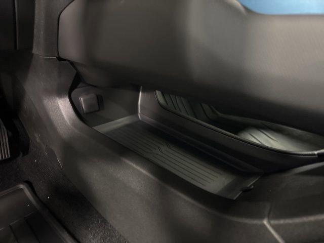 2025 Chevrolet Equinox EV LT - Photo 59