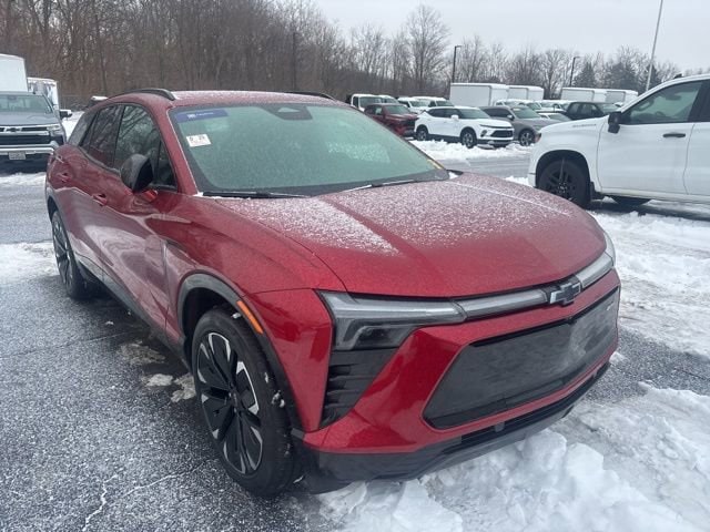 Used 2024 Chevrolet Blazer EV RS with VIN 3GNKDCRJ5RS167607 for sale in Avon, IN