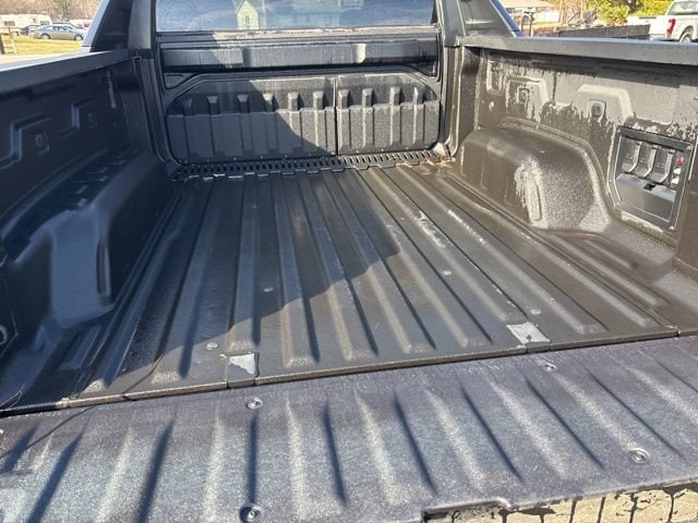 2025 Chevrolet Silverado EV RST - Photo 18