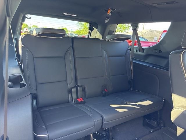 2026 Chevrolet Suburban Premier - Photo 29
