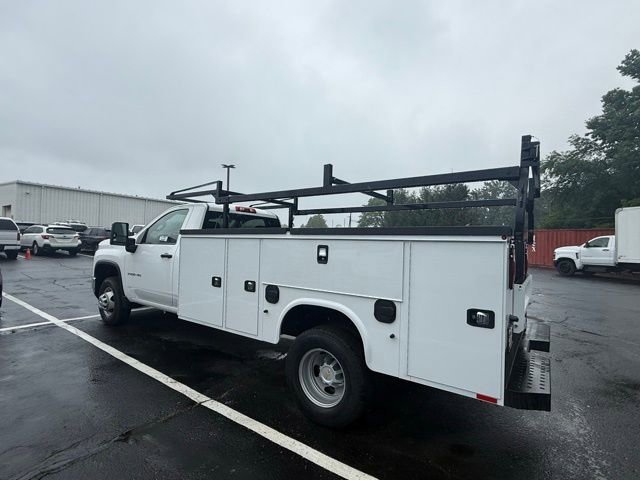 2025 Chevrolet Silverado 3500HD Work Truck photo 3