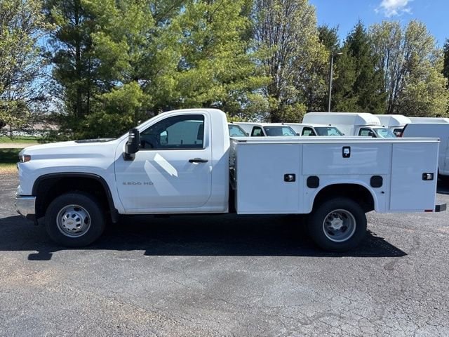 2025 Chevrolet Silverado 3500 HD Work Truck - Photo 9
