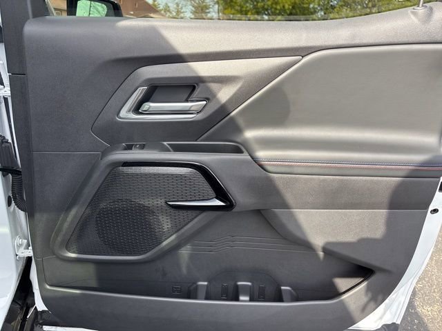 2025 Chevrolet Silverado EV RST - Photo 20